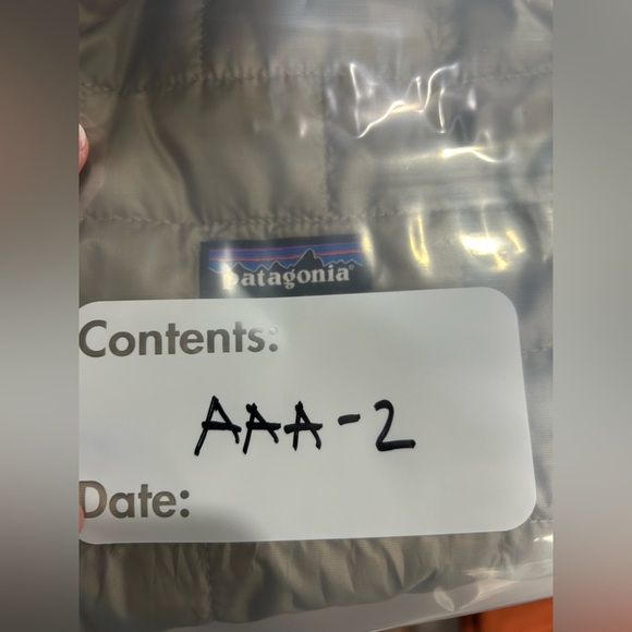 Patagonia Men's Medium Nano Puff Insulated Vest Seabird Grey NWT Puffer - Picture 8 of 8